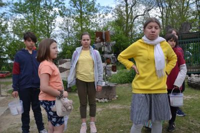 Click to view full size image